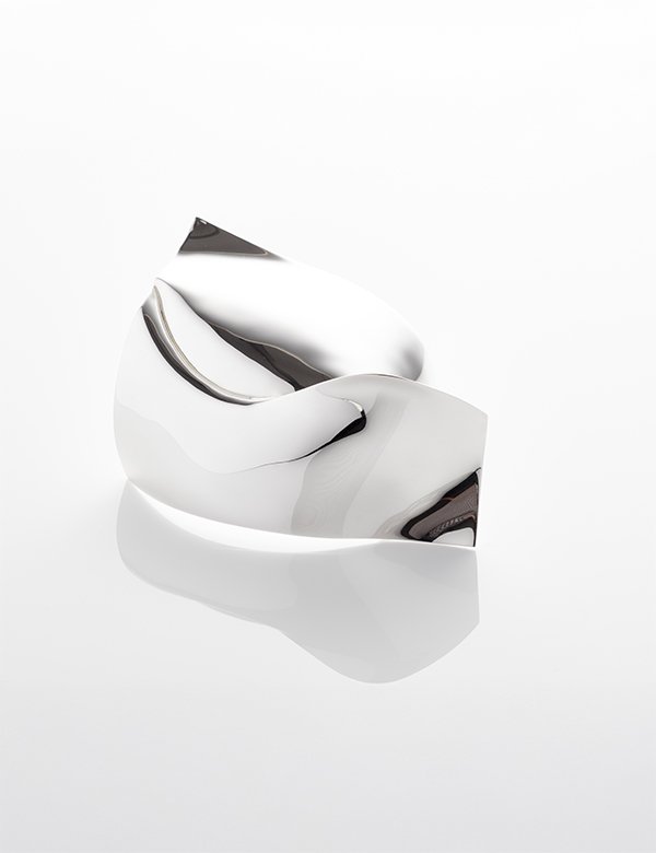 Silver-plated brass art piece (2022) by Contemporary Metalsmith Artist Yitong Zhang